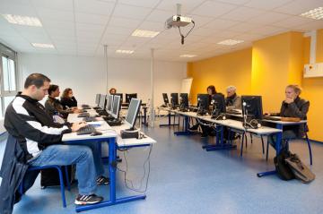 salle informatique vue globale